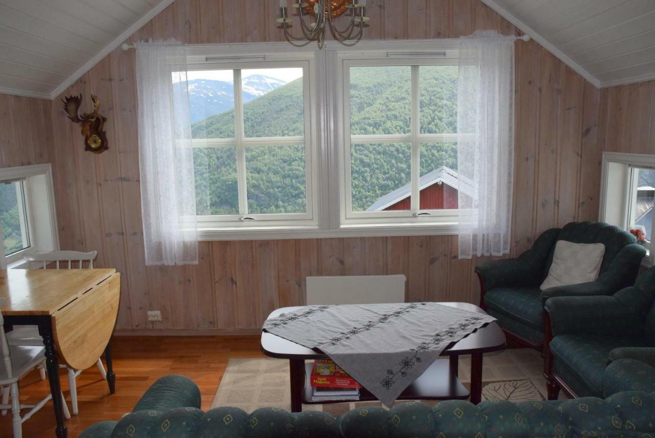 Apartmán Hesthaug Gard Eidsdal Exteriér fotografie